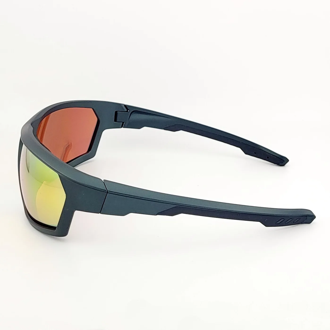 2024 New Fahion Custom Logo Wholesale Outdoor Sport Sunglasses Men Women Trend UV400 Protective