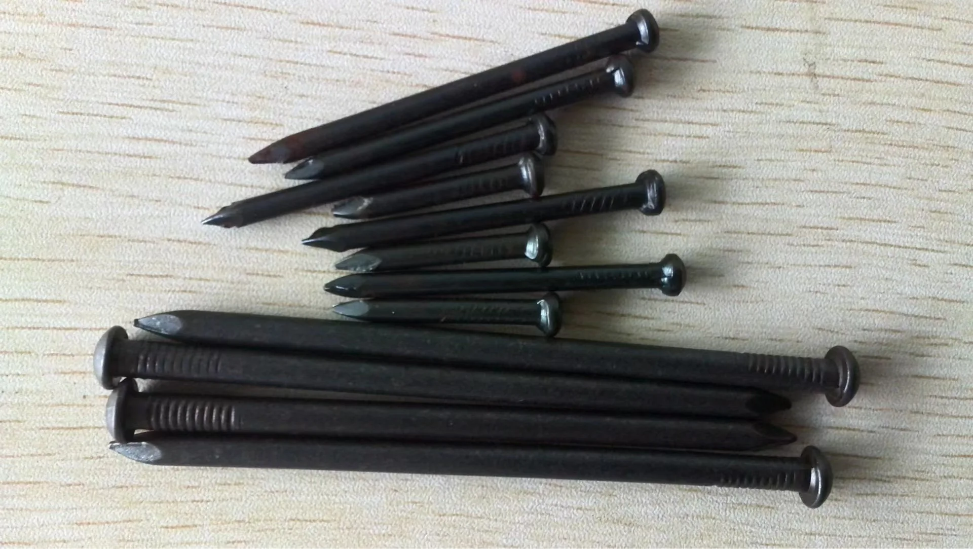 Polished Pure q195 Iron Wire Nail   2 inch 3 inch 4 inch Black Steel Concrete Nail  Galvanized Steel Nail Prego De Arame Madeira