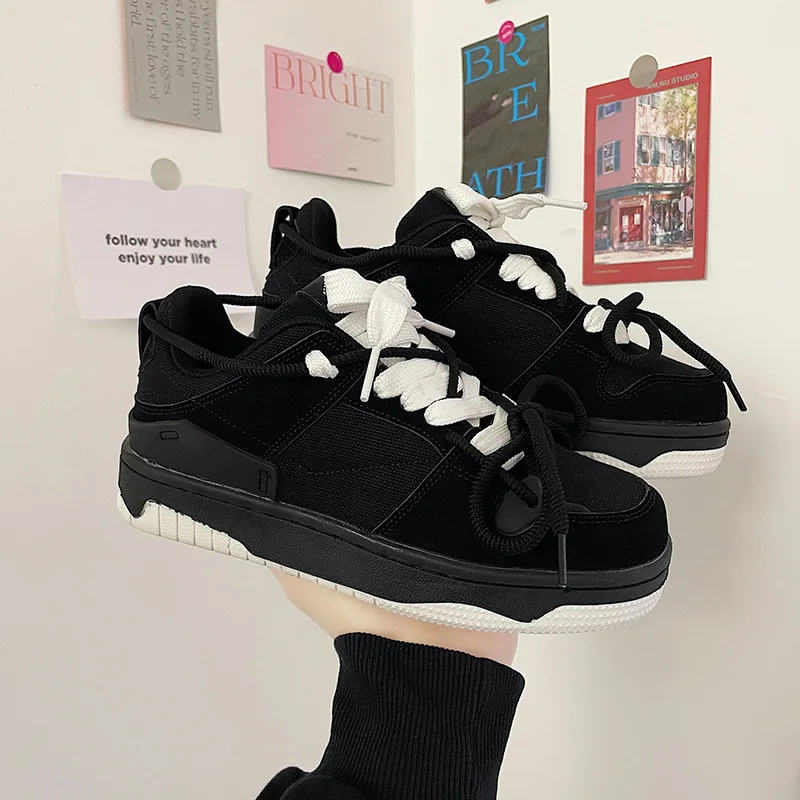 Wholesale hot black fashion brand casual student thick soled male explosive casual sports shoes sneakers for kids casual shoes