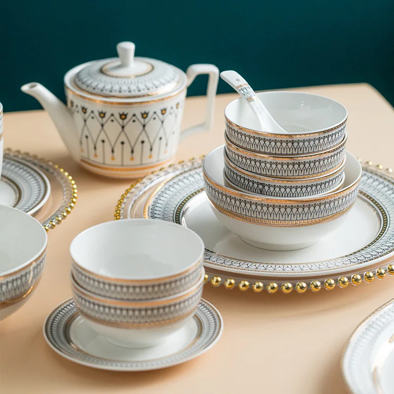 Nordic Style Luxury Ceramic Dinnerware Set Wedding Western Small Plate and Cup Soup and Coffee Utensil Dishwasher Safe