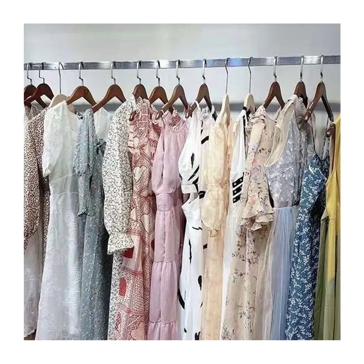 HQSLP taiwan wholesale used clothing bales baler machine for used clothing men used clothing in bulk