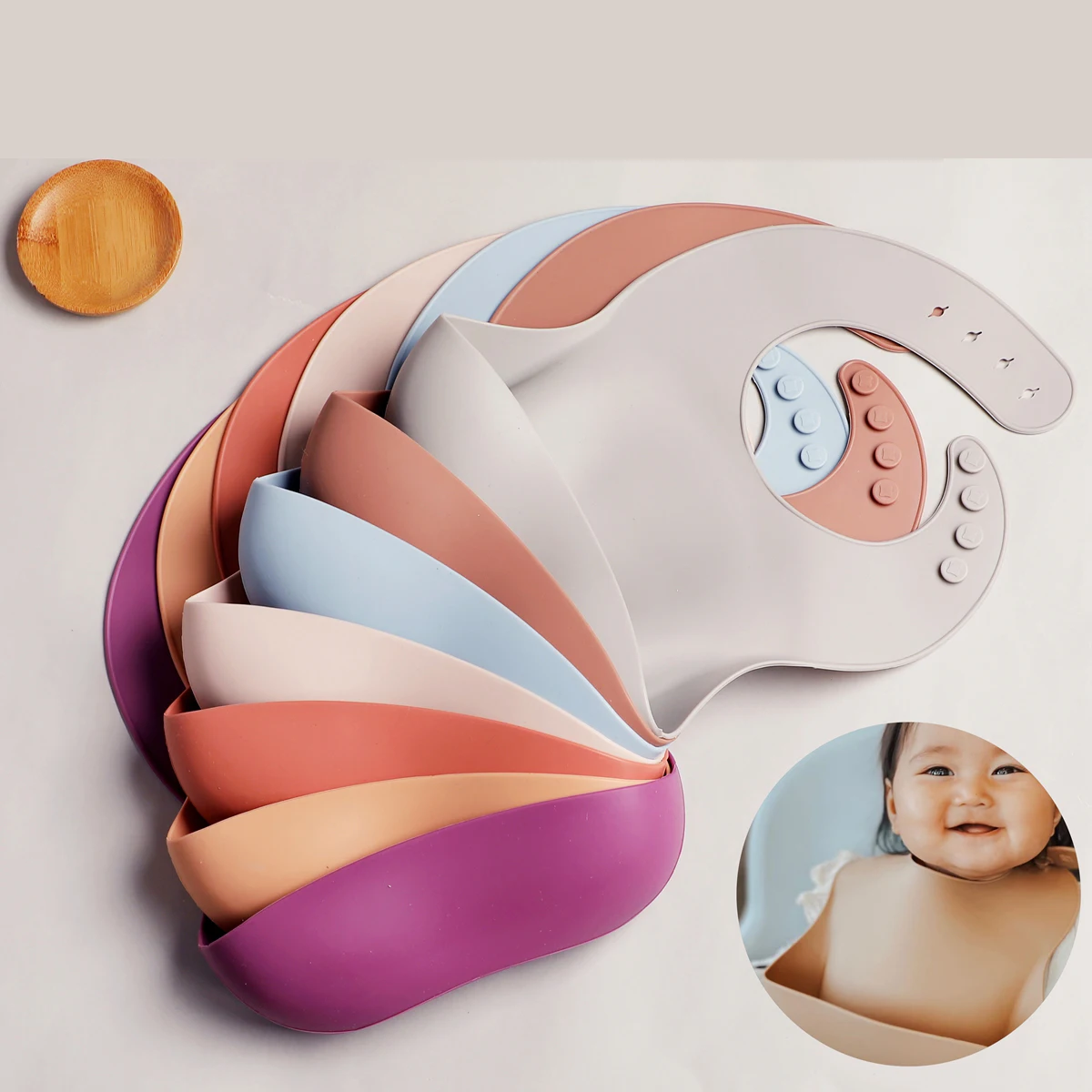 Fashionable silicon Breastplate Baby Bib Waterproof Solid Infant Bandana Bibs Newborn Feeding Burp Cloth Drooling Scarf Dropship