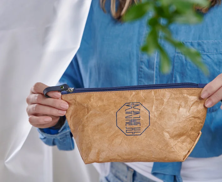 Waterproof  custom logo small Tyvek  paper Bags with zipper