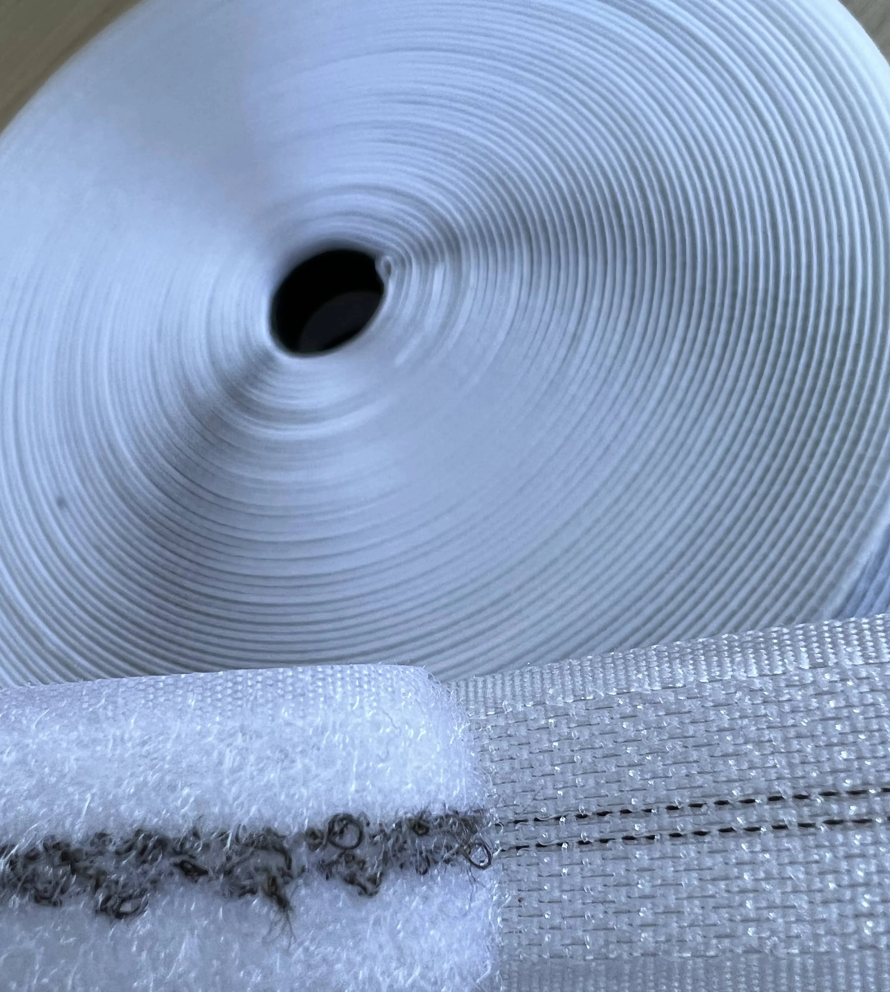 China Eco-friendly Hot sale new products Binding belt glitch Special hook and loop tapes for car 25mm Wholesale Hook and loop