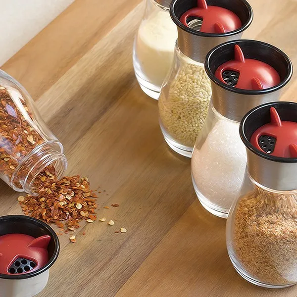 Wholesale 5 in 1 Revolving Bottle Rack with Stand Holder Salt and Pepper Plastic Dispenser Rack Spices Seasoning set