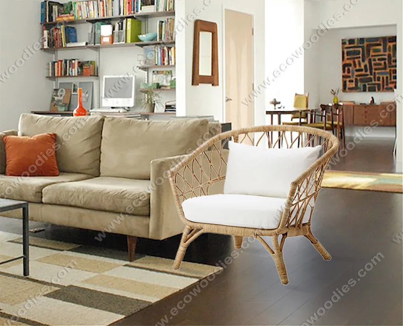 2021 Best Selling Elegant Style Wooden Armrest Bamboo Bistro Chair With Cushion For Living Room Cafe Restaurant Home Decor Chair