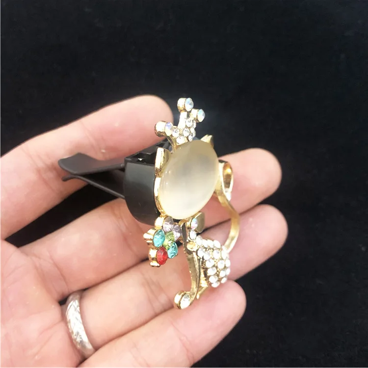 Cute Crown Jewel Fox Car Inter Decoration Air Freshener Aromatherapy Vent Clip Luxury Custom