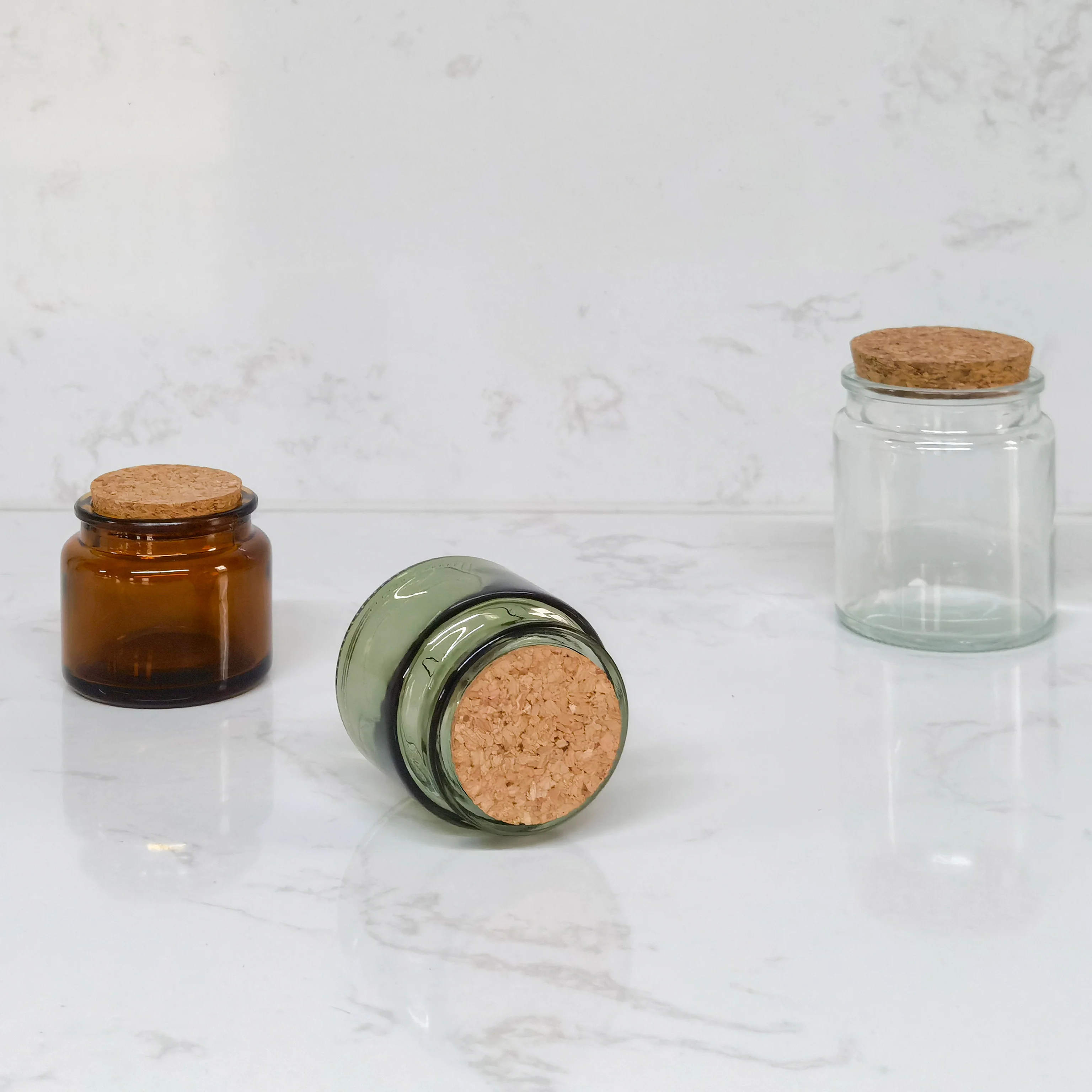 3 oz 7 oz Brown Clear Green Candle Jar Vessels Suppliers Amber Candle Jars With Cork Lids For Candle Making