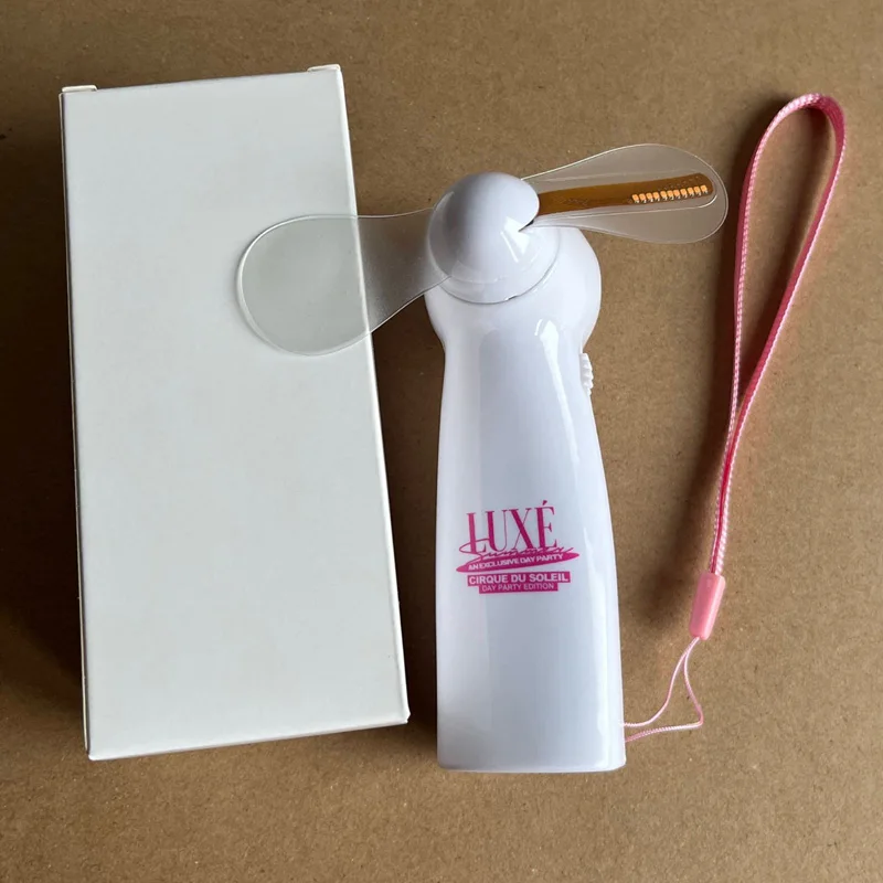 Mini Portable Custom Message Handheld LED Battery Fan Programmable LED Display Handheld Electric Fan LED Custom Message Fan