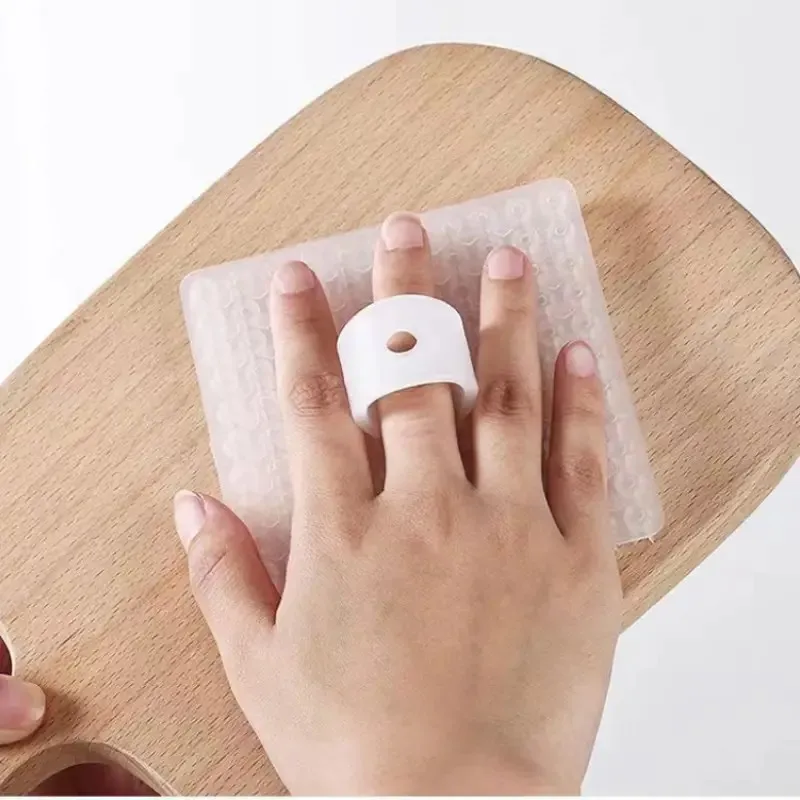 Multifunctional Food Grade Flexible Fruit Scrubber For Food Brushes Silicone Vegetable Brush  kitchen Cleaning Tools