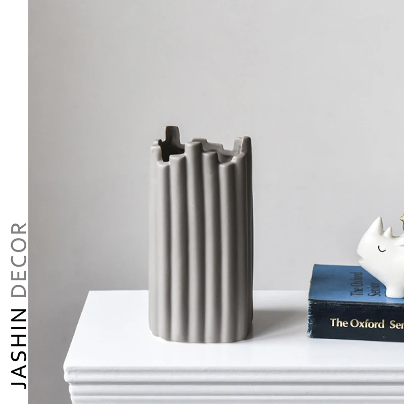 Nordic European style resin vase garden decoration vases home decor flower decor accessories