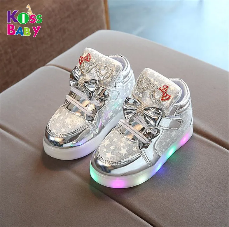 Wholesale breathable soft sole slip on walking led light up sneakers casual sport girls boys toddler baby kids shoes