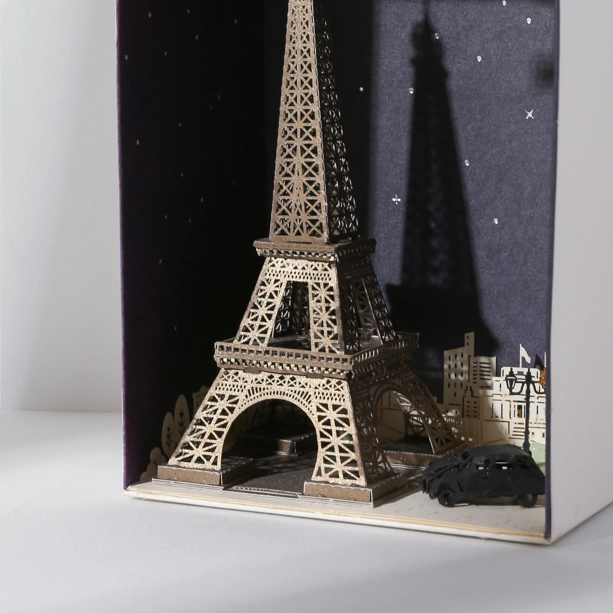 [4.C] Factory Direct Paris Eiffel Tower Miniature Paper Souvenir