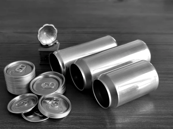 Wholesale food grade empty customized aluminium  beverage and beer can lid can skeek 330ml