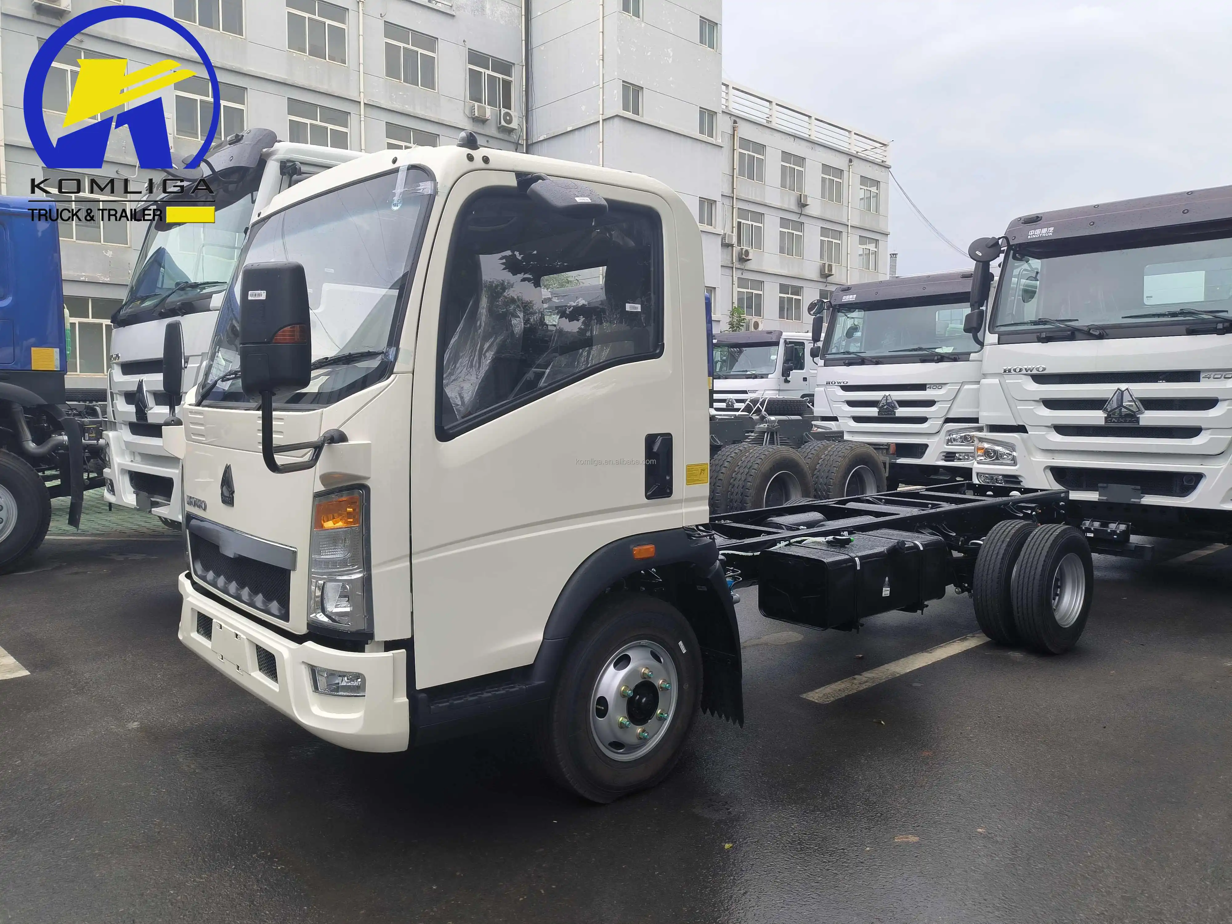 China Famous 3ton Cargo Truck Extra Cabin Mini Trucks 4x4 Diesel Mitsubishi