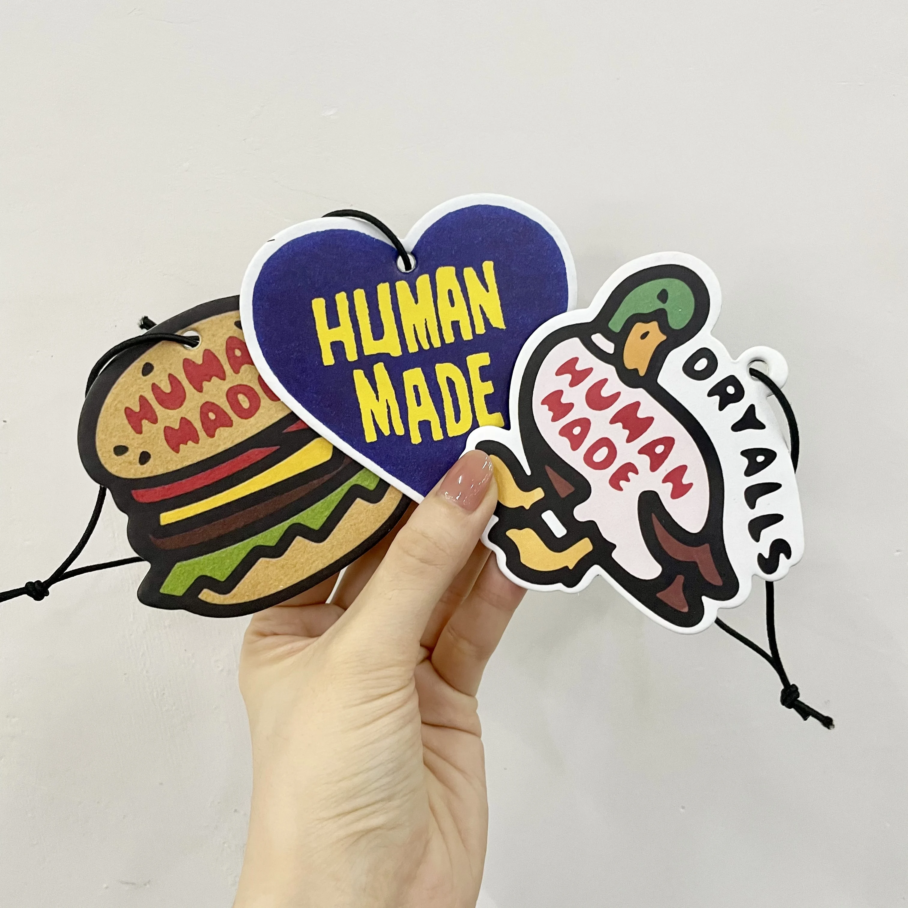 Custom Car fragrance tablet Car aromatherapy pendant inside the car fragrance to remove odor incense card