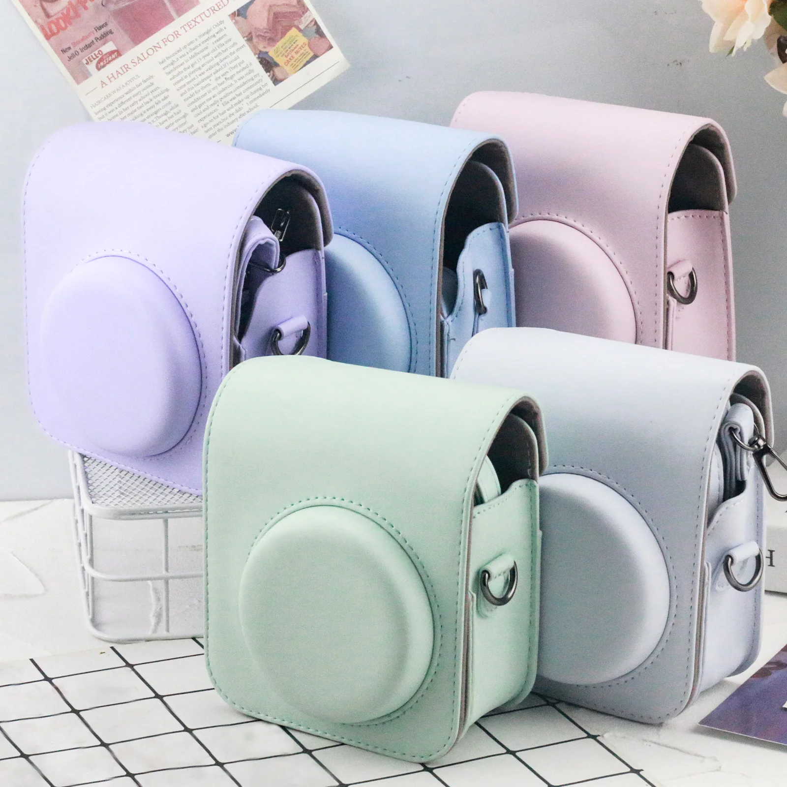 Защитный чехол совместим с Instax Mini 12 мгновенной камерой карманом для фотографий и регулируемым плечевым ремнем
