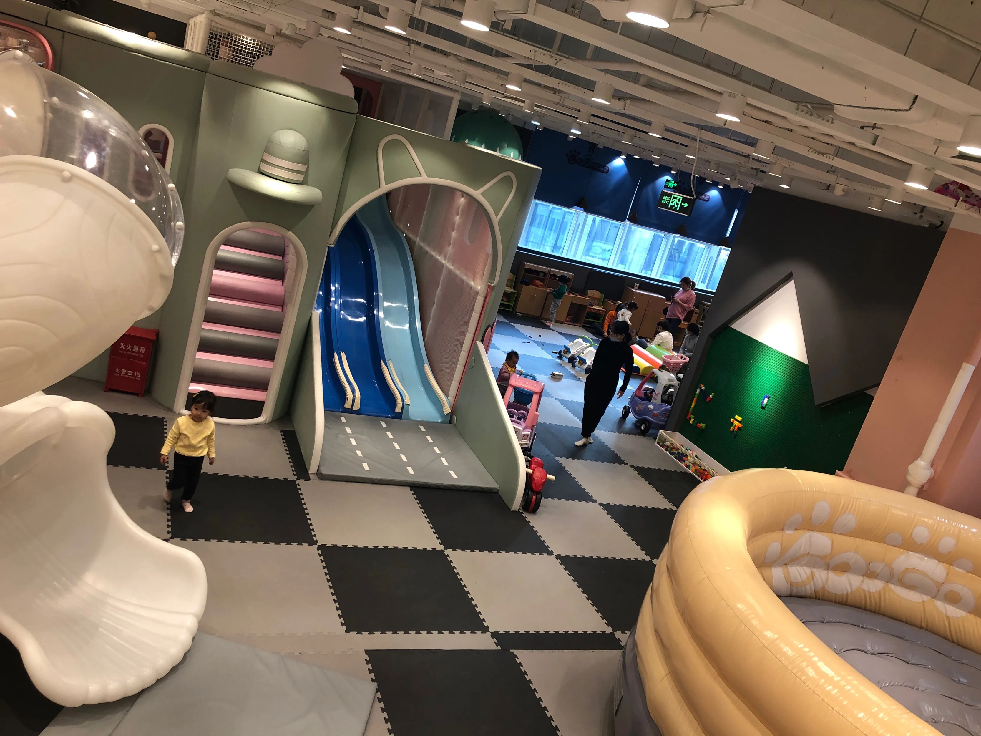 Daycare Indoor Kids Playground Equipment Soft Play Equipment Children Tube Slide And Trampoline For Sale
