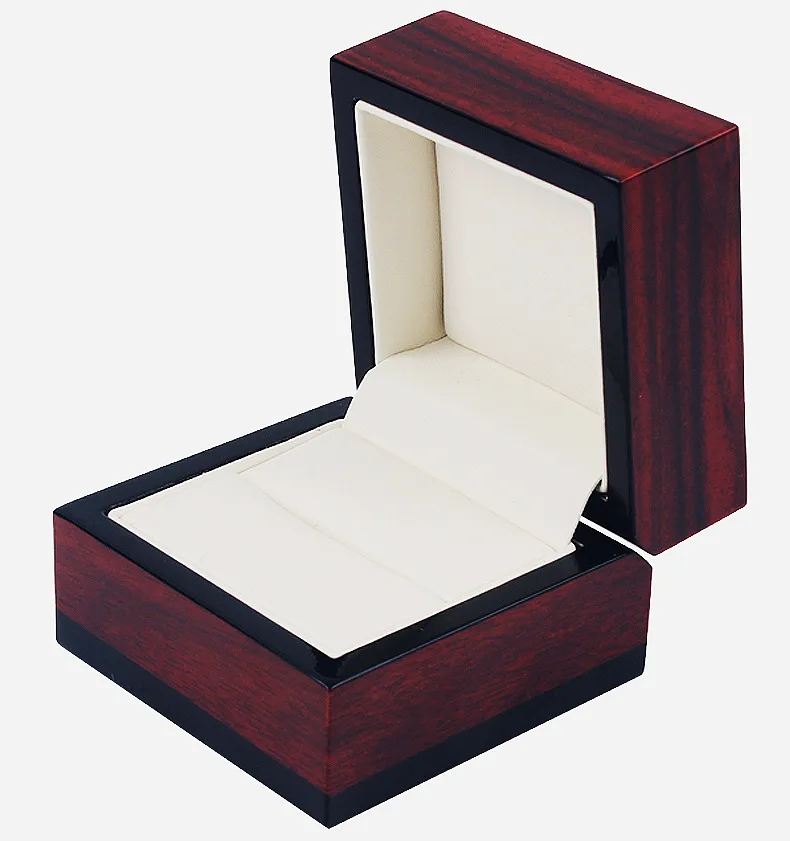 Wholesale bright paint wooden ring jewelry storage high-end jewelry box simple flip-top wooden ring box