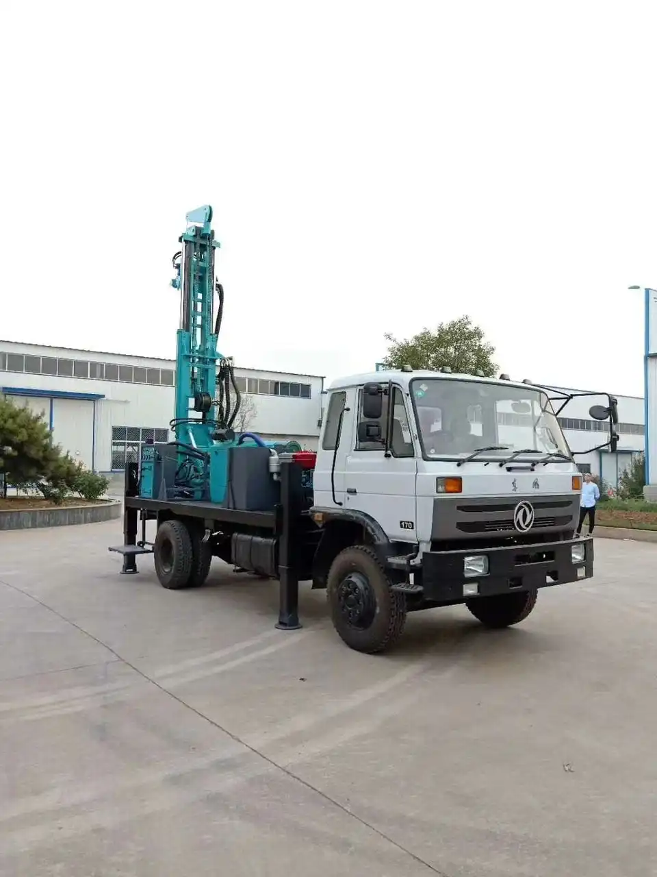 Truck Mounted Portable Borehole Mini Small Coring Core Deep Water Well Drill Drilling Rig with Air Compressor