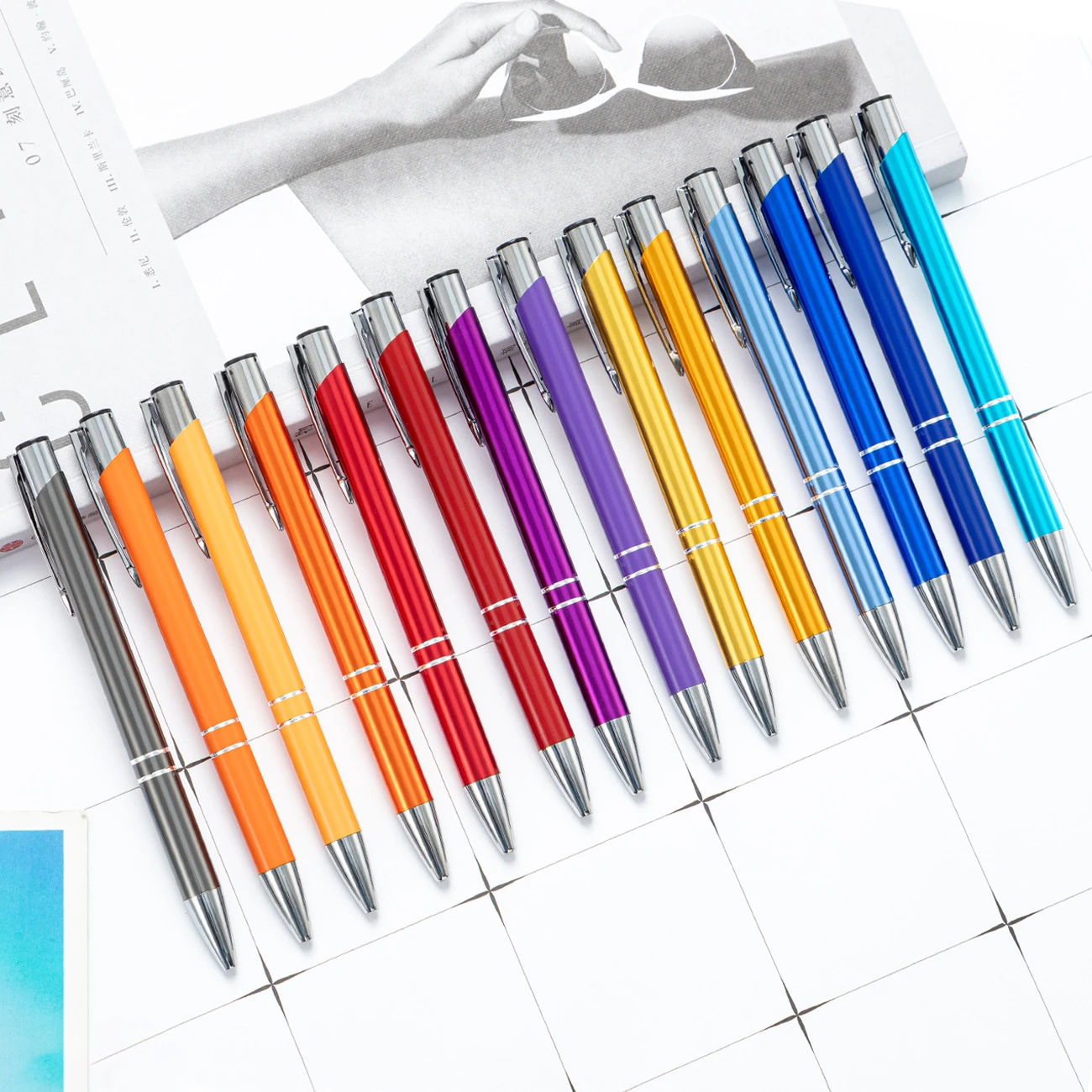 Retractable Metal Ball Pen Multicolor Aluminum Ballpoint Pen with Custom Logo fine point 1.0mm tip