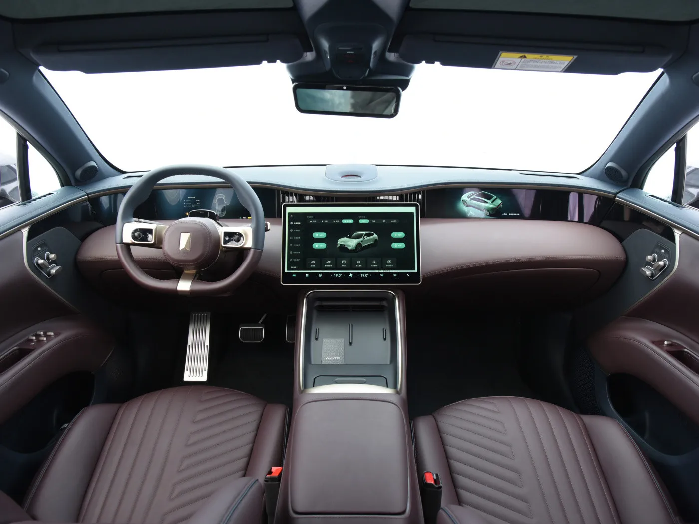 Электромобиль Changan Avatr 11 Smart Coupe SUV для