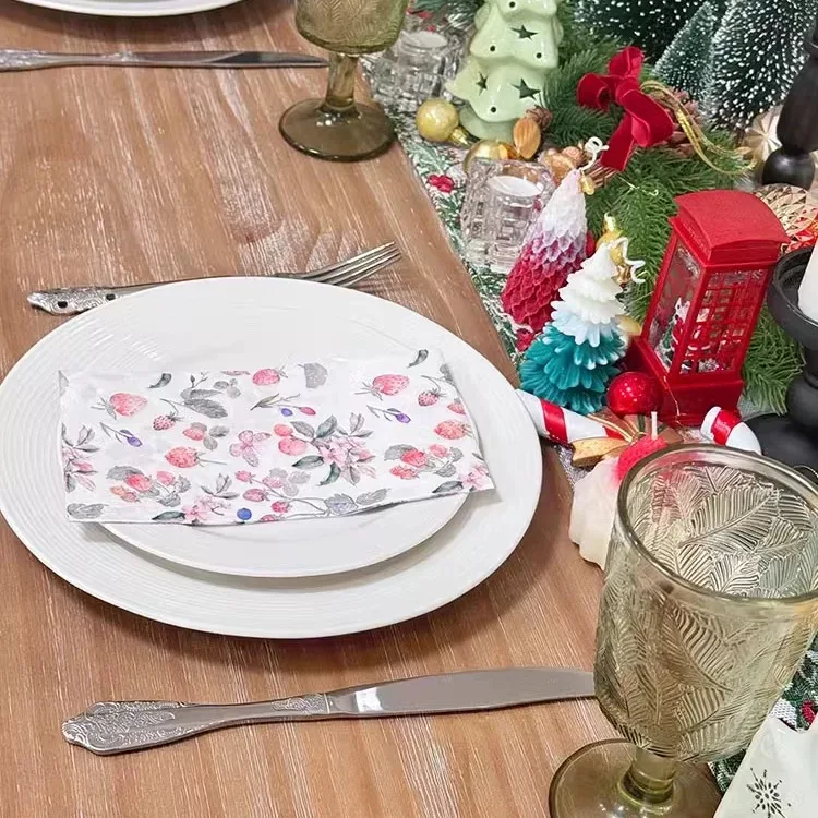 33*40 Watercolor printed strawberry napkins Colored paper towels dining room decoration paper placemat