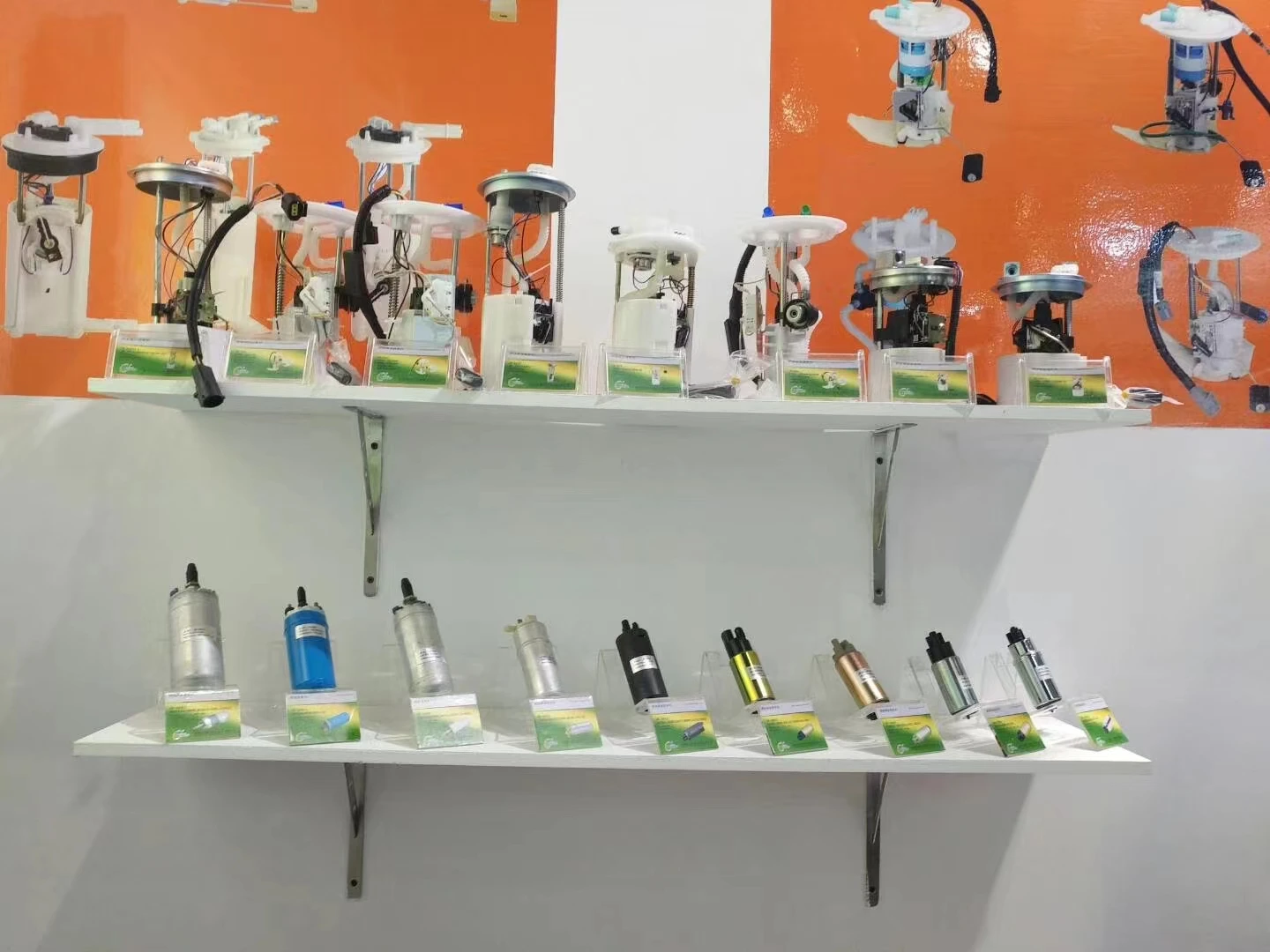 7L8919679 7L6919679D for 2007-2013 Porsche Cayenne/Volkswagen Touareg/Audi Q7 (auxiliary pump)