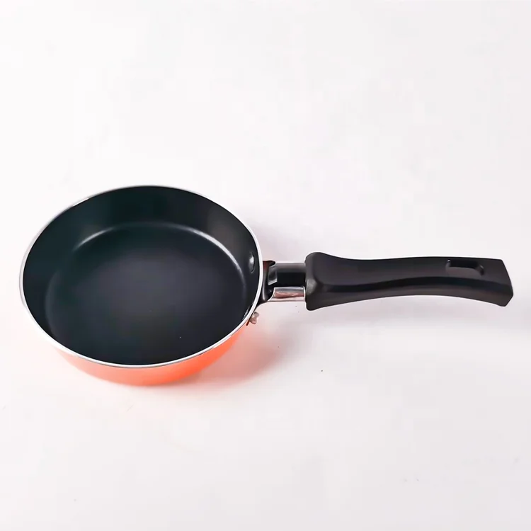 Hot sales green color 14cm pressed aluminum non stick non-stick mini egg frying pan for gift promotion