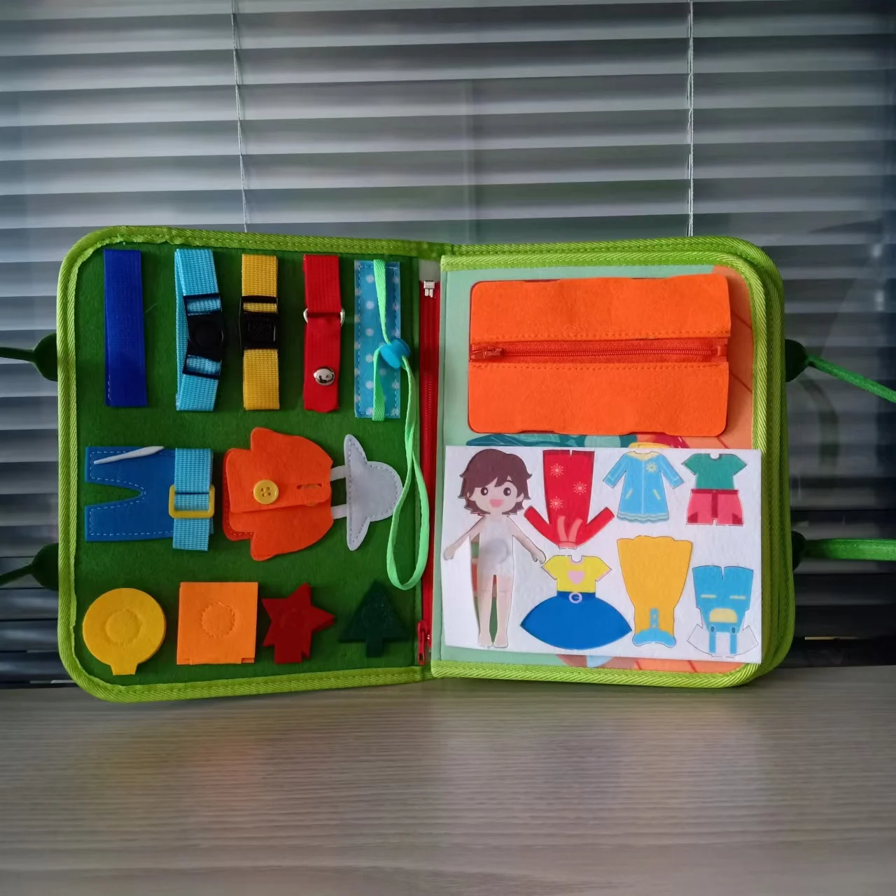 Green Zoo Reusable Drawing Pads Toddlers Activity Toys Felt Busy Board for Child Gifts