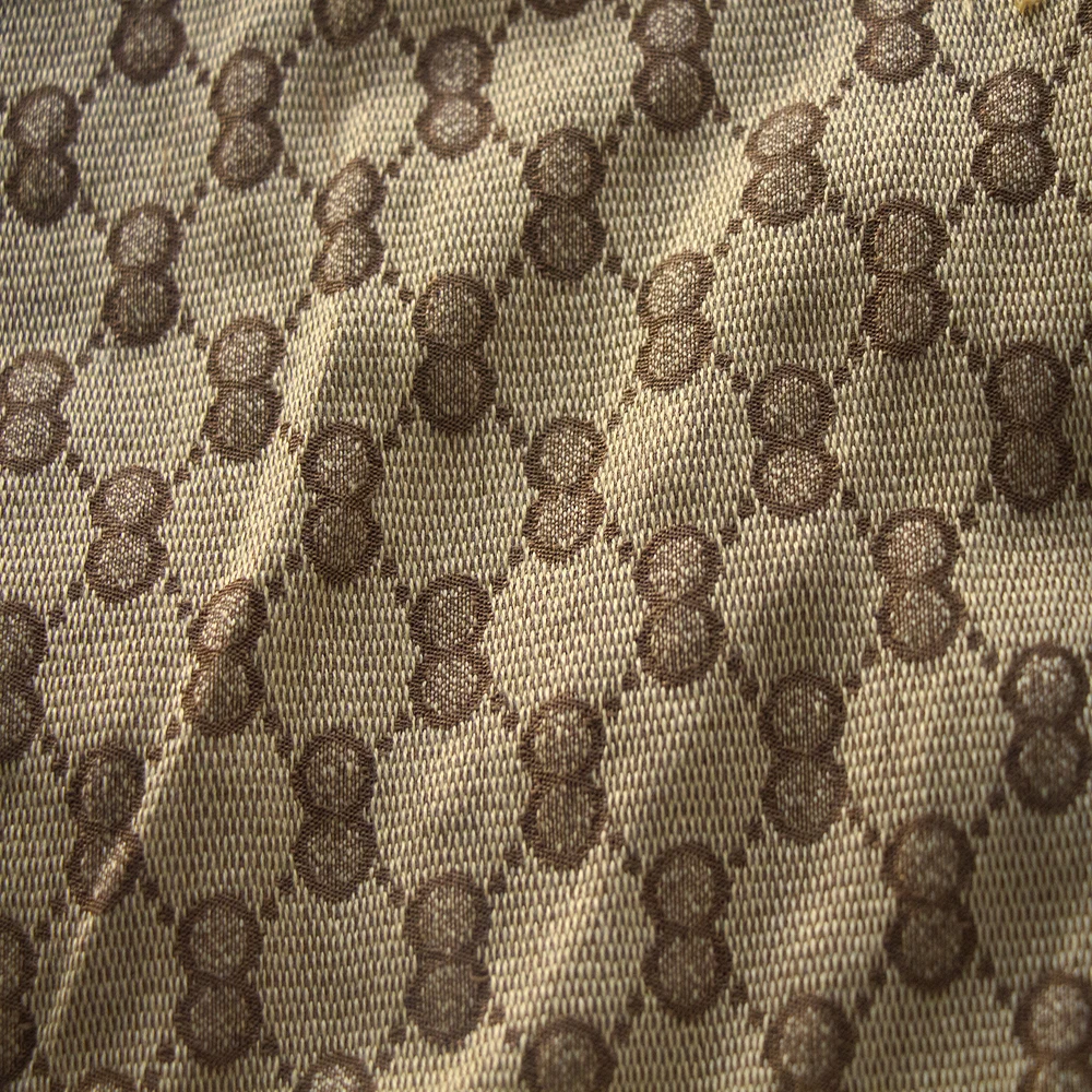 Дешевая оптовая продажа, жаккардовая ткань известного бренда с логотипом, окрашенная полиэфирная хлопковая ткань с буквами алфавита для обуви, брюк, пальто