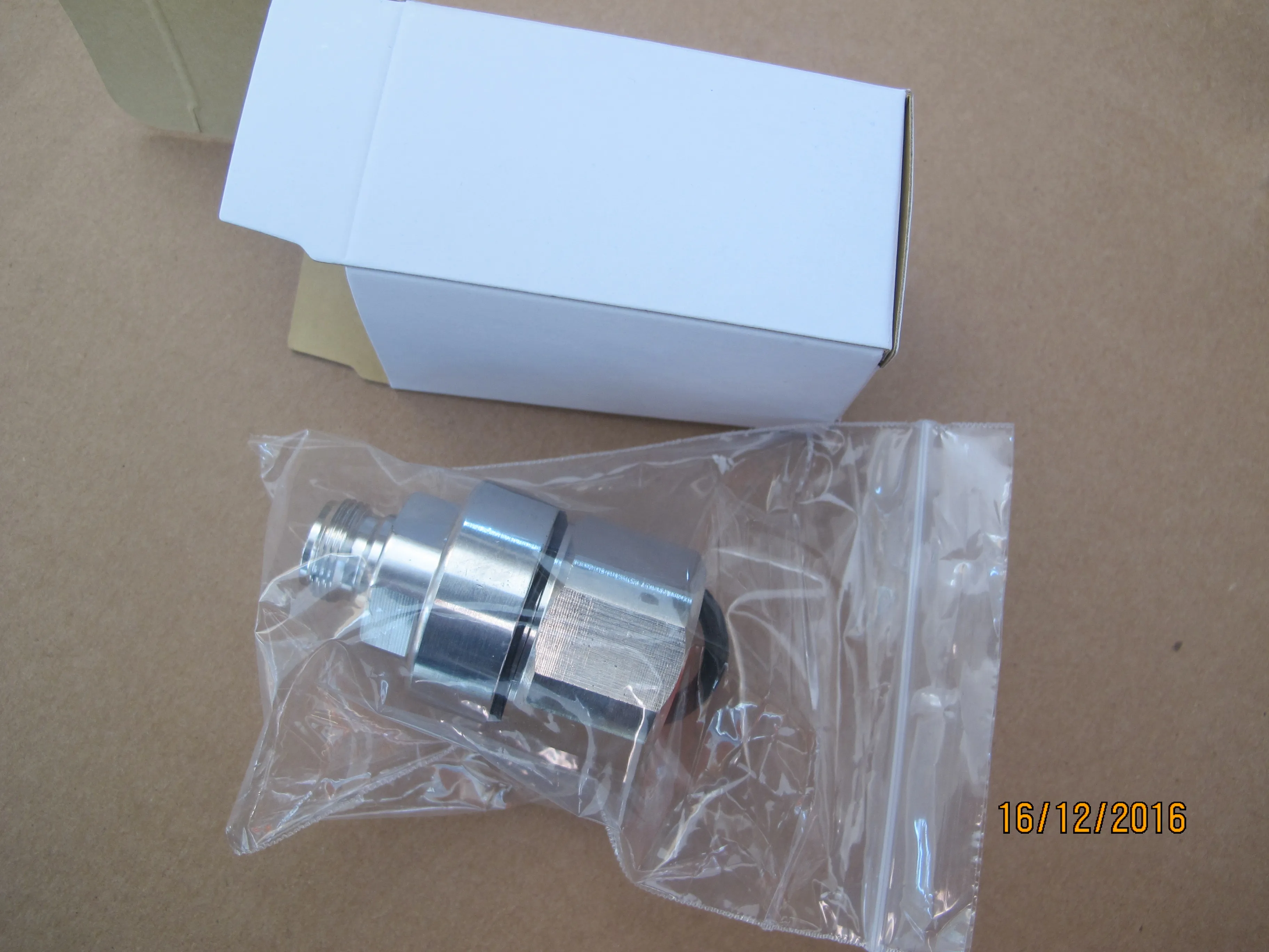 N male connector for 7/8 coaxial feeder cable