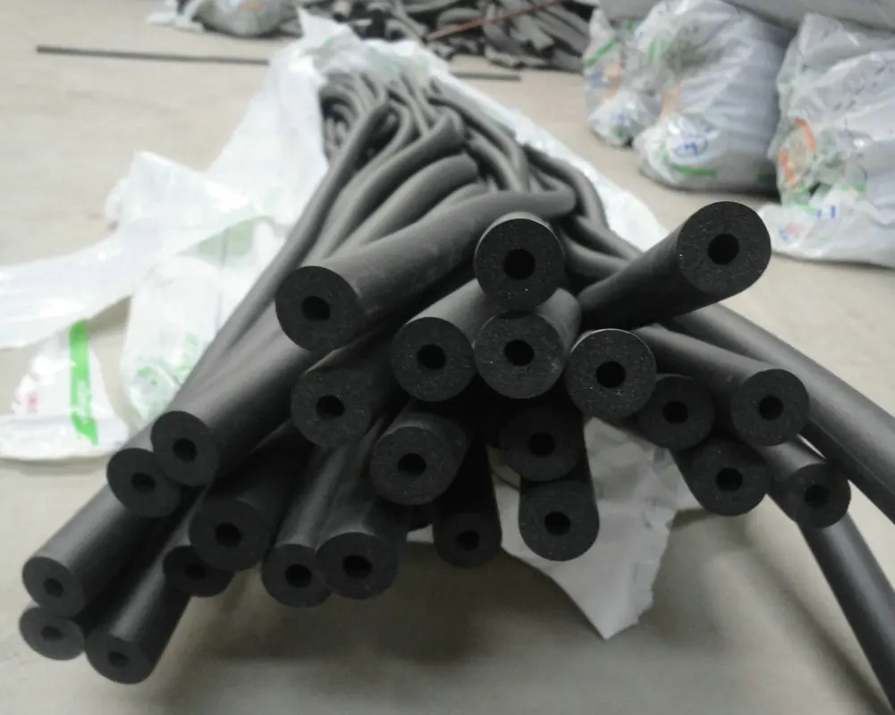 Pipes Insulation Rubber Foam Black Rubber Insulation Tube  Closed Cell FoamPipe chilled water pipe rubber foam heat insulation