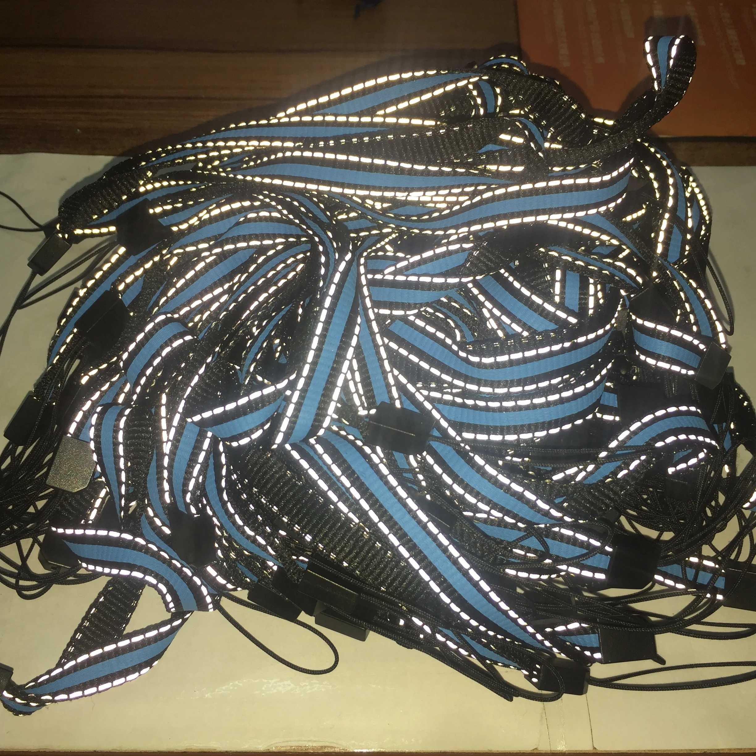 High quality custom short nylon screen printed reflective hand wrist strap lanyard with logo for pedometer anti-lost device