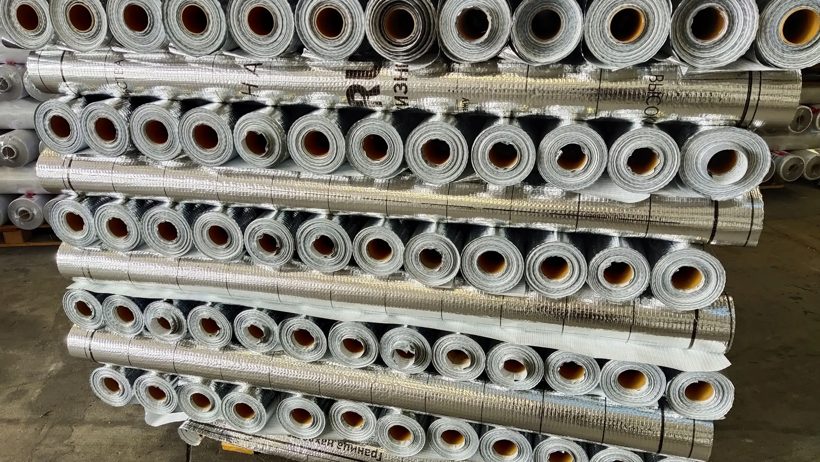 Aluminium Foil Laminated PE Woven Foil As vapor Insulation and Thermo Reflection