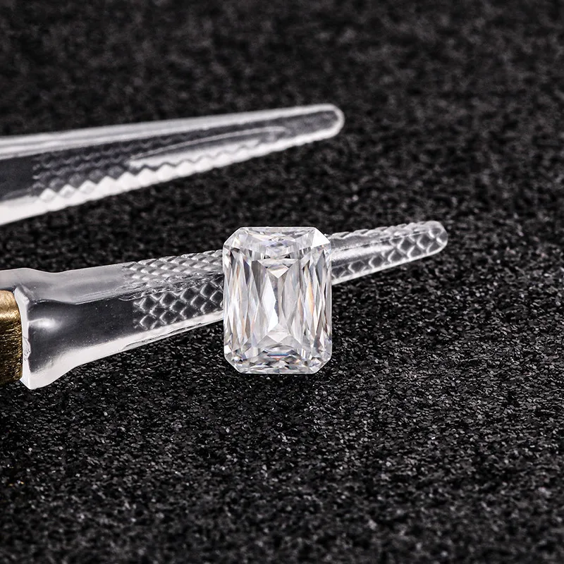 Redoors Special Diamond Cutting Moissanite Loose Stones DEF 77 Facets Emerald Cut VVS White Moissanite Stone On Sale