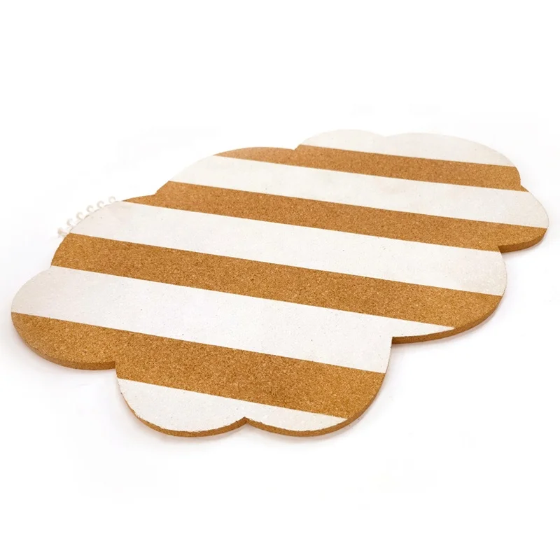 Cloud Shaped Unframed Natural Cork Board with Hanging Hole for Wall Bulletin Irregular cloud-shaped cork board