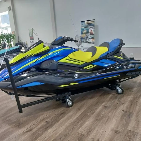 tell set 100% 2022 Yamahas Waverunners FX Limited deal with Trailer