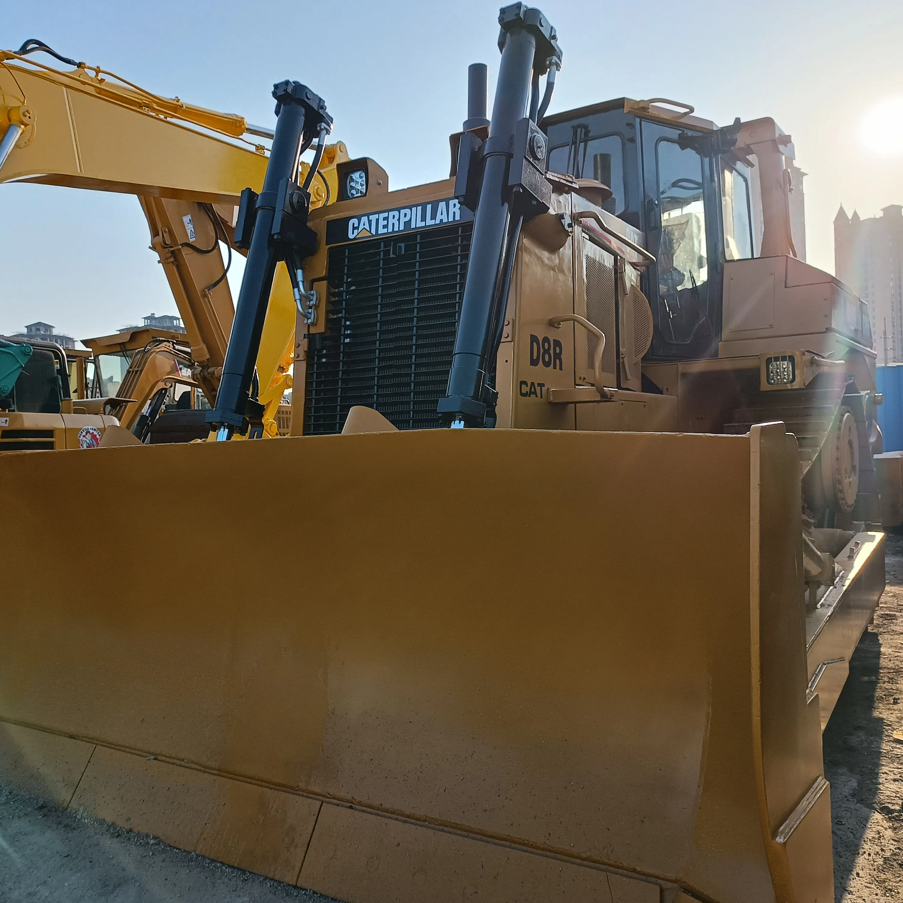 Хорошее состояние Caterpillar Cat D8R используется бульдозер для продажи