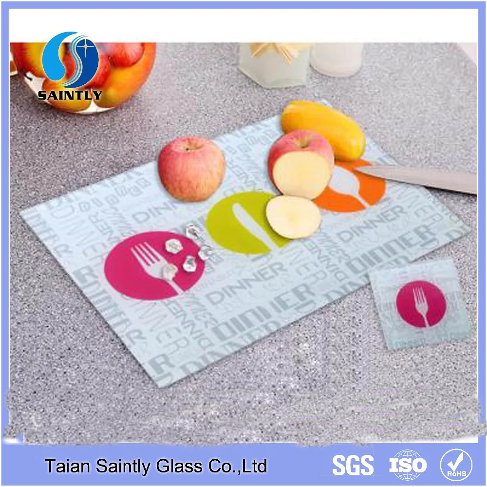 China Manufacturer Wholesale 4mm 5mm Printed clear Tempered Glass Cutting Boards With Hole for Hand