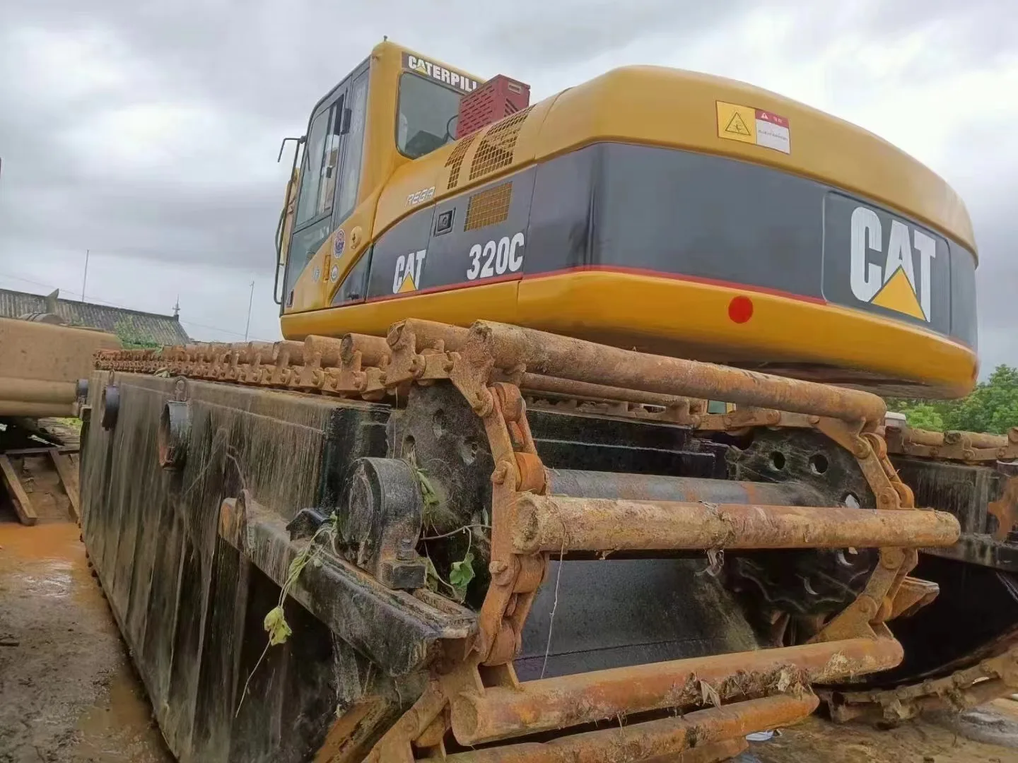 Used CAT 320C amphibious excavator Boat ship CAT 20ton excavator