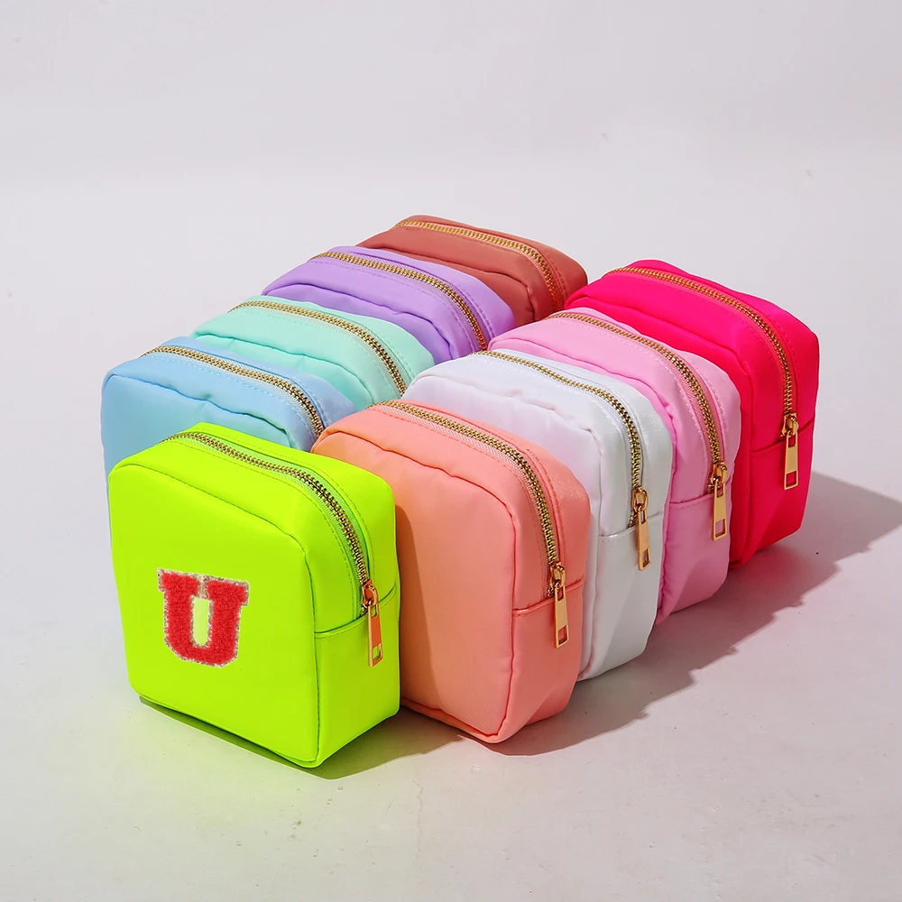 Bridesmaid Gifts Spring Ruffle Waterproof Large Organizer Travel Pouch Polyester Gingham Cosmetic Bags Makeup Bag For Girls