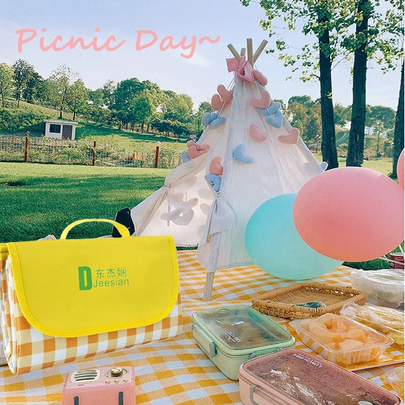Custom Picnic Rug Waterproof Picnic Mat Family Outdoor Activities Camping Picnic Blanket