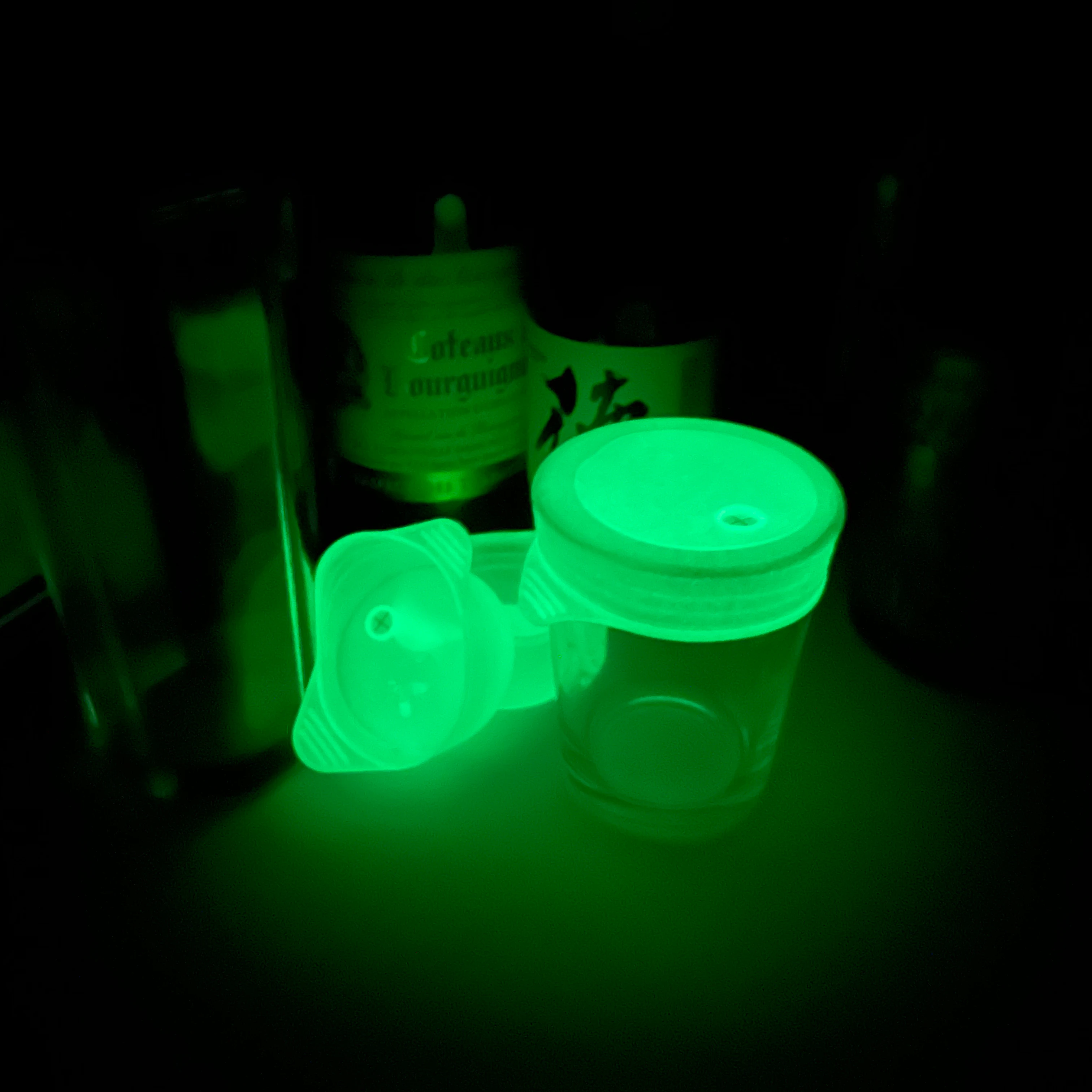 New Arrival  Protection Stretch Fluorescent cup cover Lid Manufacture Silicone Lids