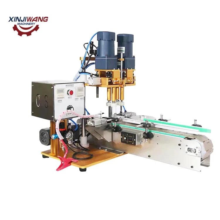 Small Automatic Spray Electrical  Engine Oil Plastic Round Bottle Screw Capping Machines With Conveyor Belt