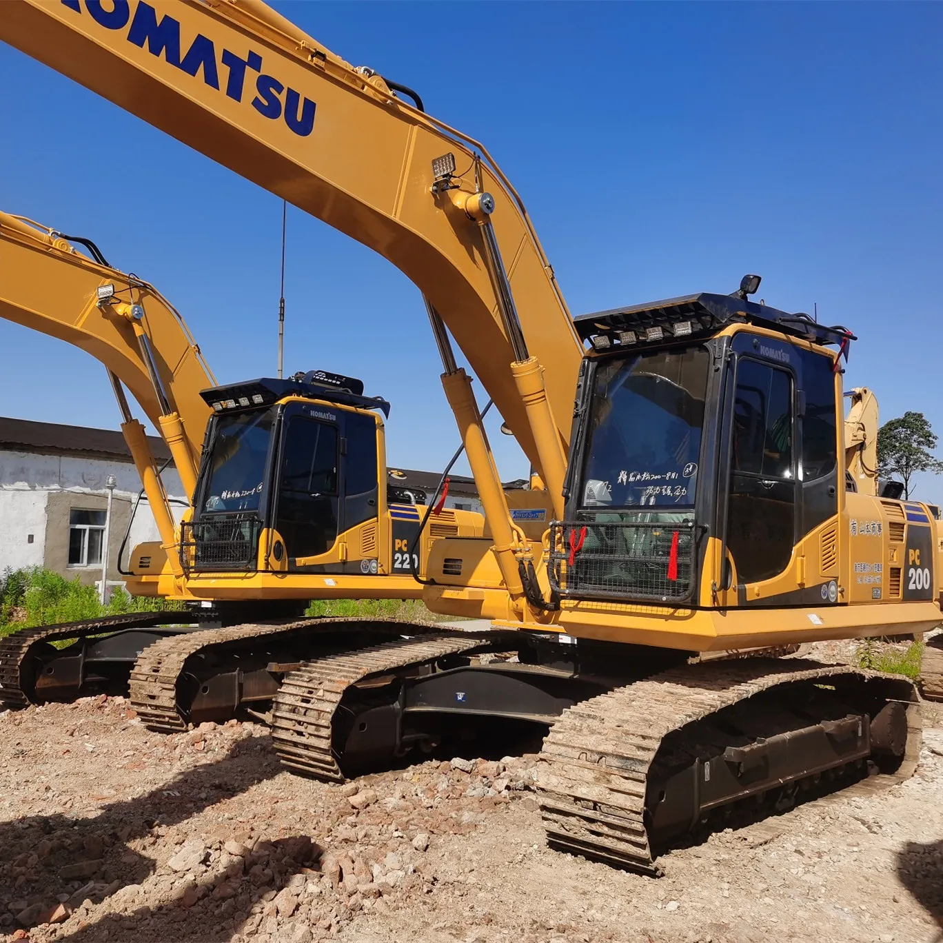 Second hand excavator K0MATSU PC200-8 excavator used excavator in good condition