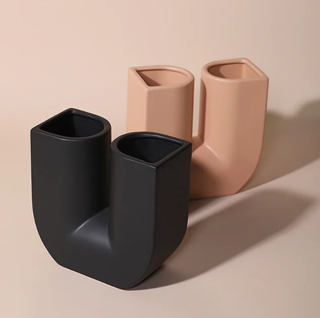 2023 Home Decor Matte U Tube Black Ceramic Flower Vase for Living Room Decoration