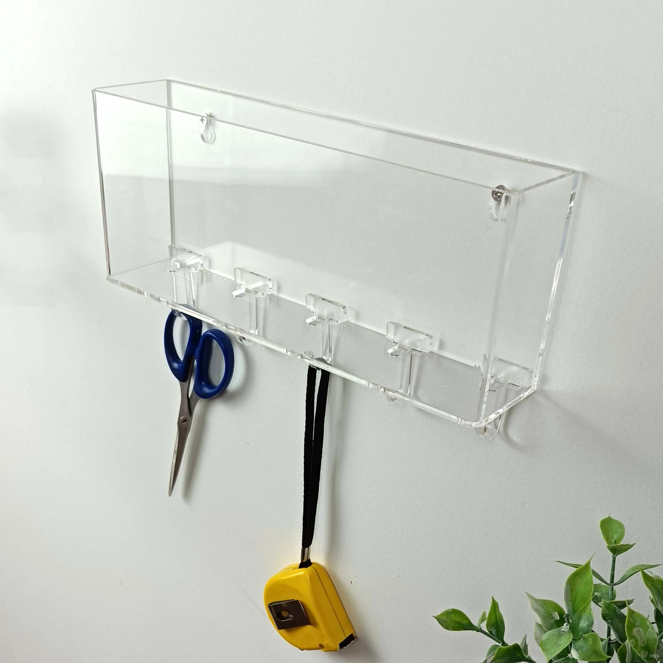 2022 Hot Sell Decorative Acrylic Mail Holder for Wall with 5 Key Hooks Wall Mounted Key Holder with Top Mail Storage Basket
