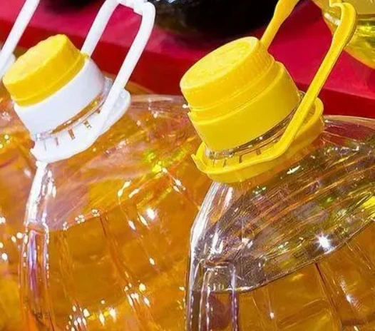 used cooking oil for biodiesel machine Large quantities of second-hand cooking oil for biological engines used cooking oil