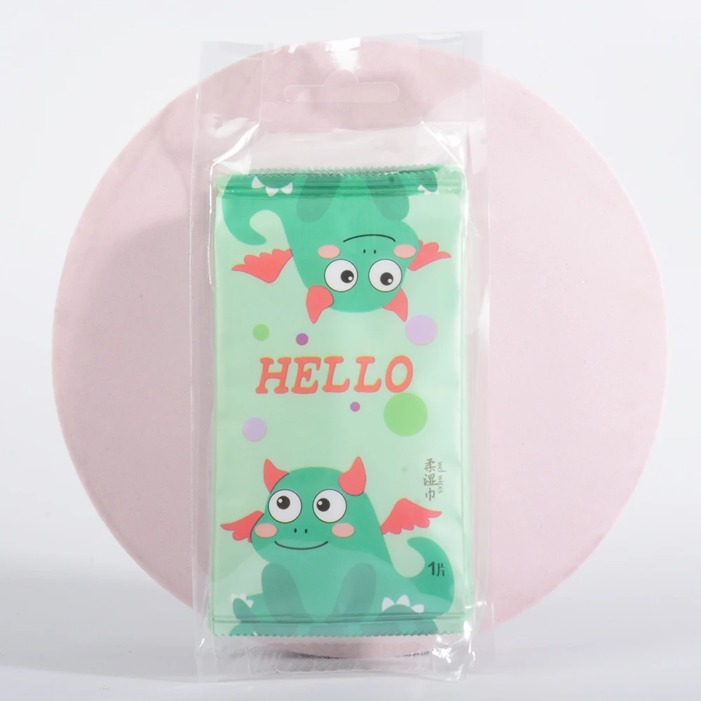 Free Sample 10PCS Packaging Design Wet Wipes Easy Carry Single Wet Wipes Manufacturer Non-woven Wet Wipe for Hand